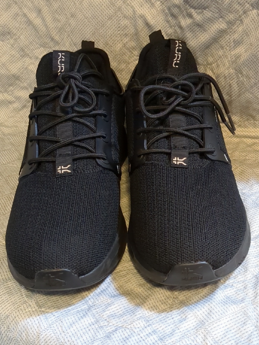 Men's Kuru Waterproof Black Knit Lace-Up Sneakers